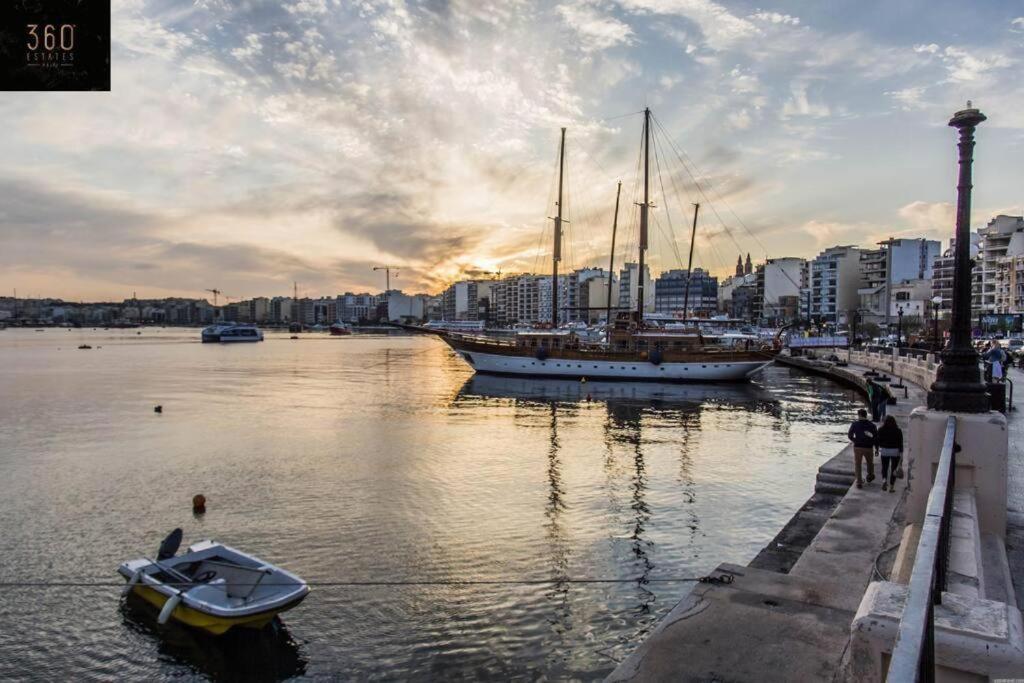 A Lovely 3 Bedroom, 3 Baths Home In The Centre Of Gzira By 360 Estates Luaran gambar