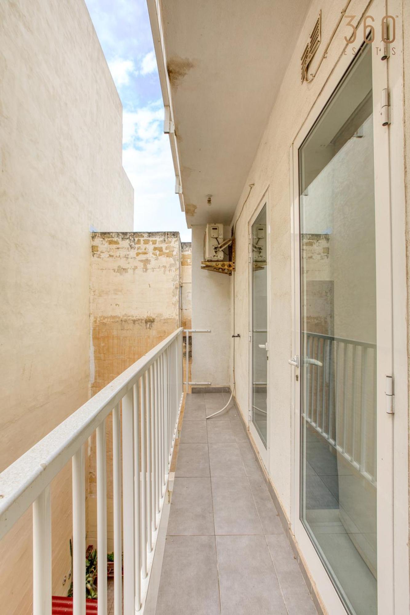A Lovely 3 Bedroom, 3 Baths Home In The Centre Of Gzira By 360 Estates Luaran gambar