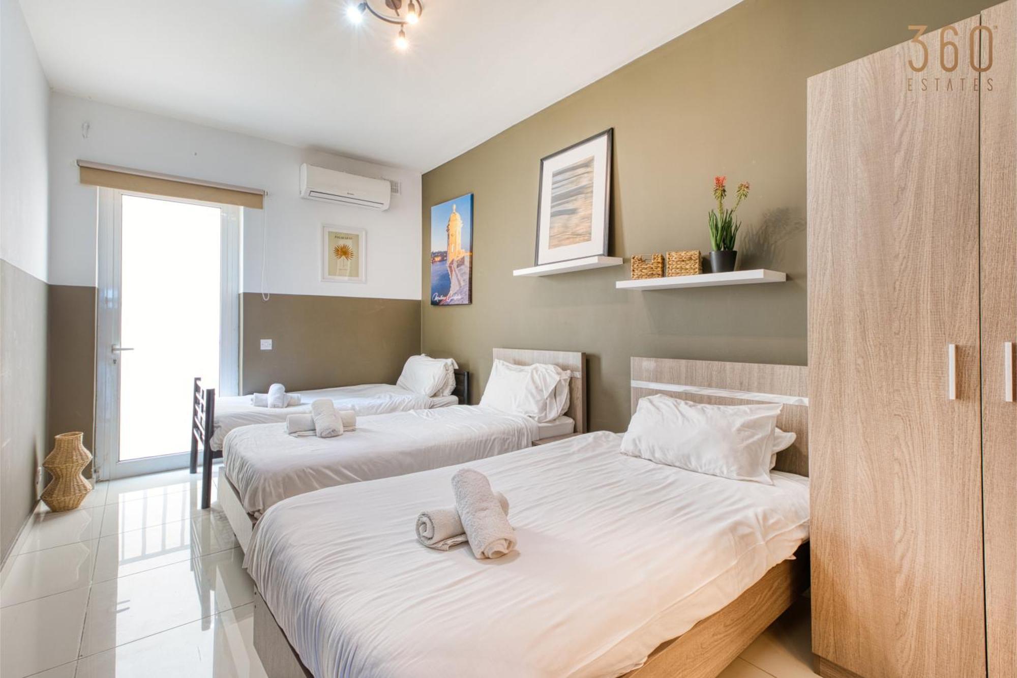 A Lovely 3 Bedroom, 3 Baths Home In The Centre Of Gzira By 360 Estates Luaran gambar